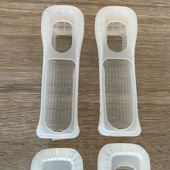 OEM Nintendo Wii Controller Silicone Rubber Skin Cover Grip (Lot 4 Total) - Picture 2 of 6